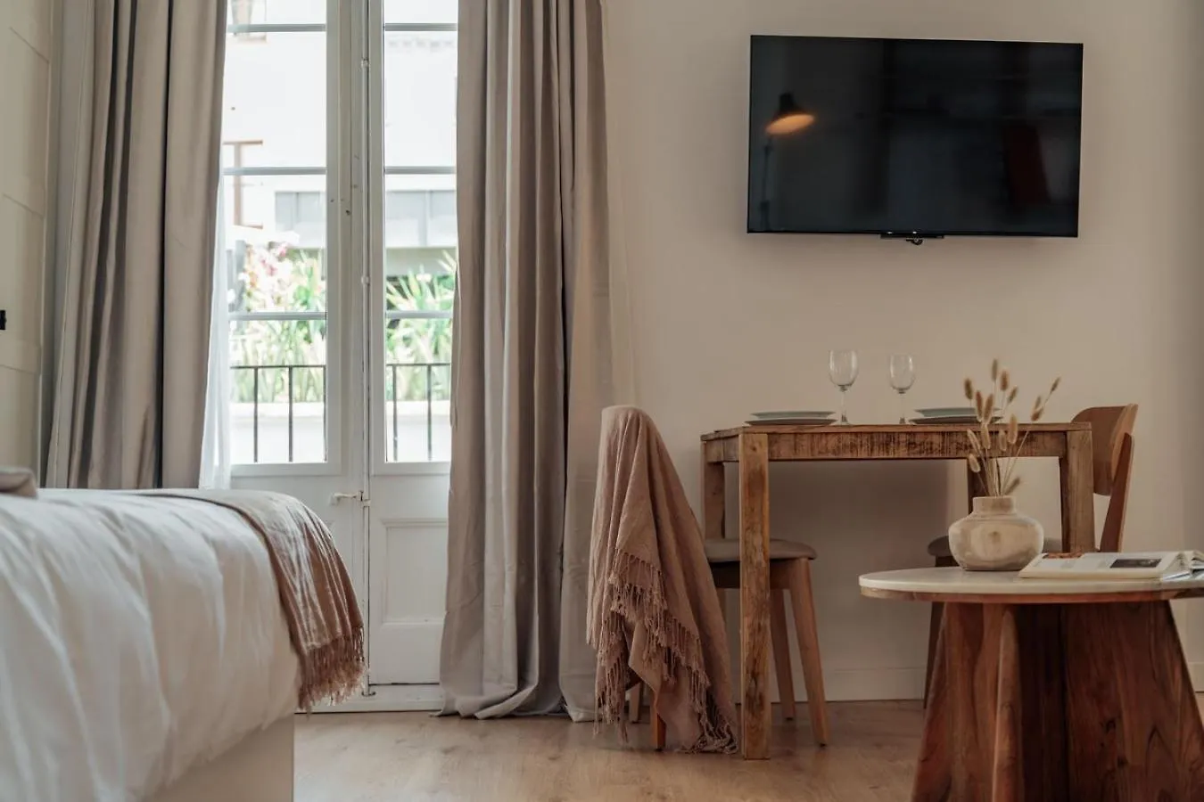 Casa Atrio - Wonderful Studio Near Barcelona Cathedral