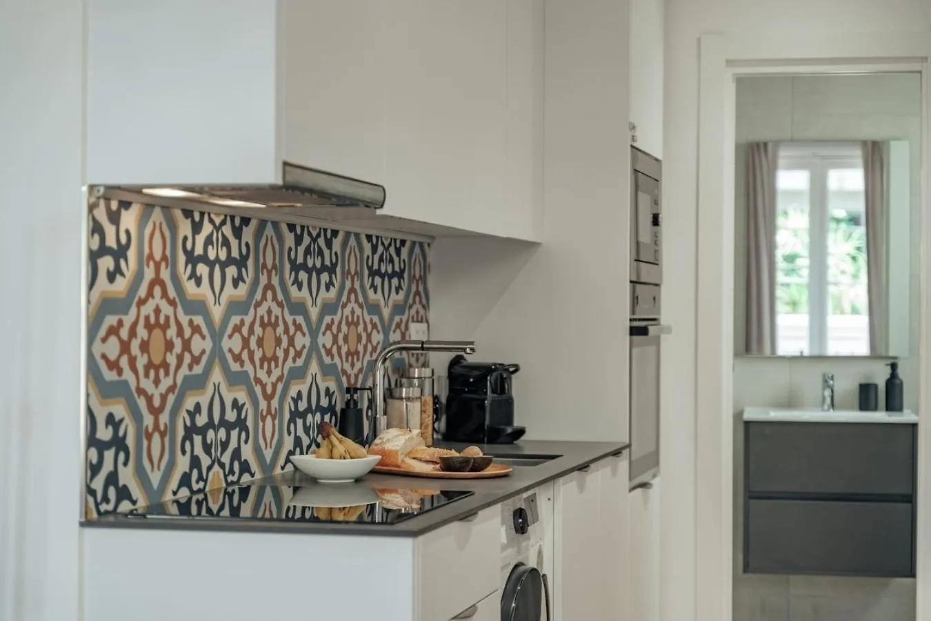 Casa Atrio - Wonderful Studio Near Barcelona Cathedral Apartment